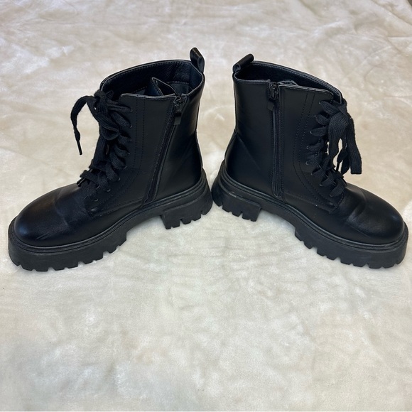 Olivia Miller Black Lace Up Faux Leather Combat Boots Size 7 - Picture 6 of 12